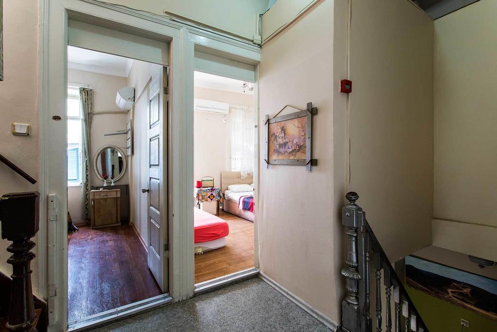 Laguna Otel Pansiyon Esmirna Habitación foto